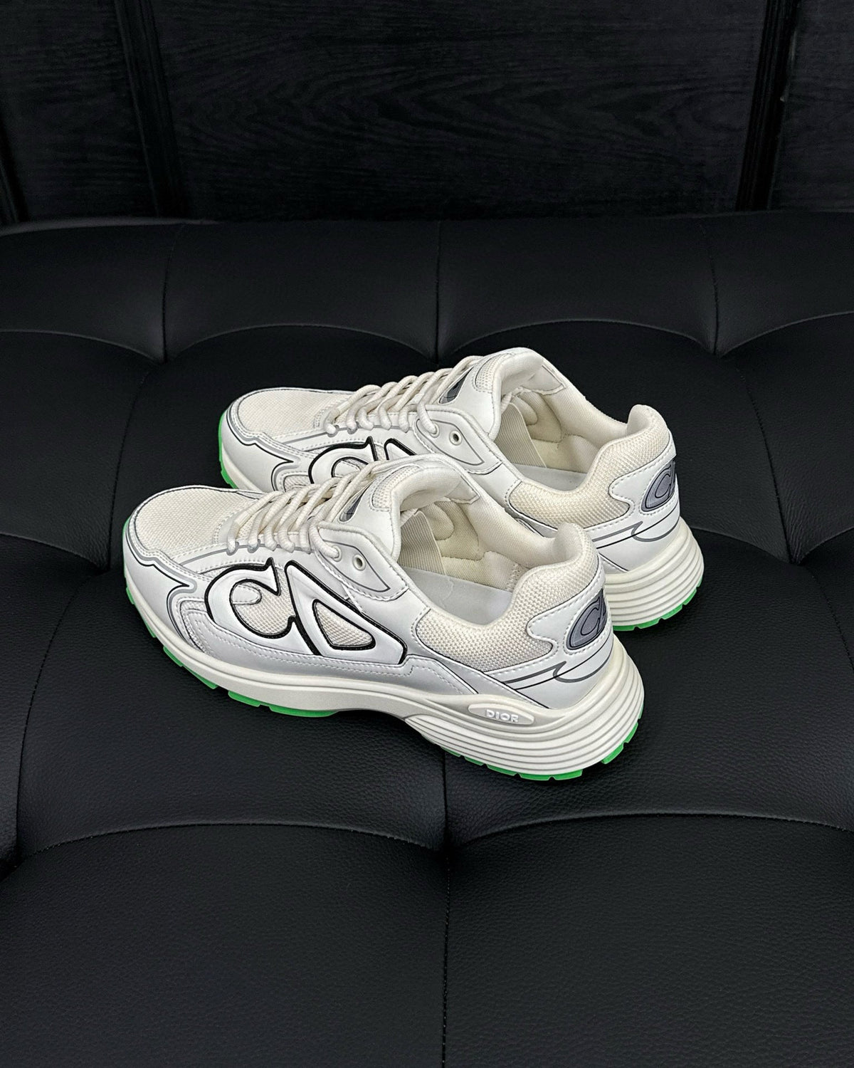 CD SNEAKERS