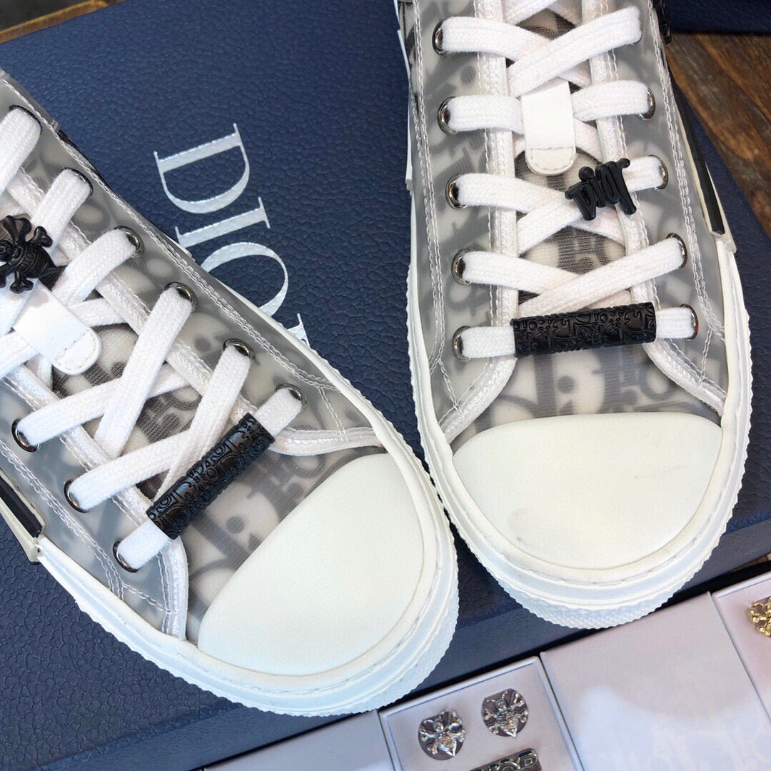 DIO Sneakers