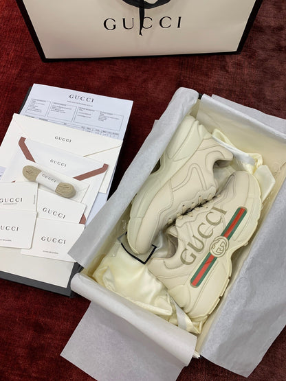 Sneakers & Shoes