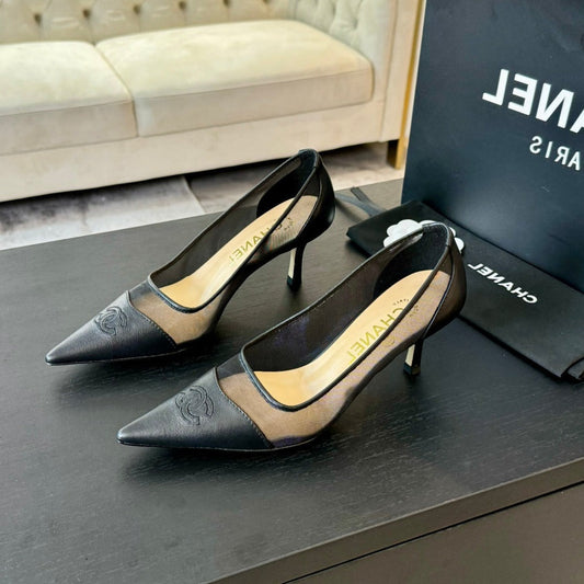 MESH LOGO HEELS IN BLACK LAMBSKIN