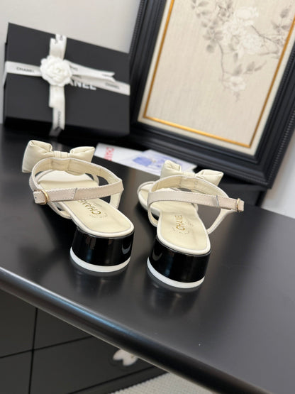 FLAT SANDALS 5 MM IN WHITE CREAM CALFSKIN