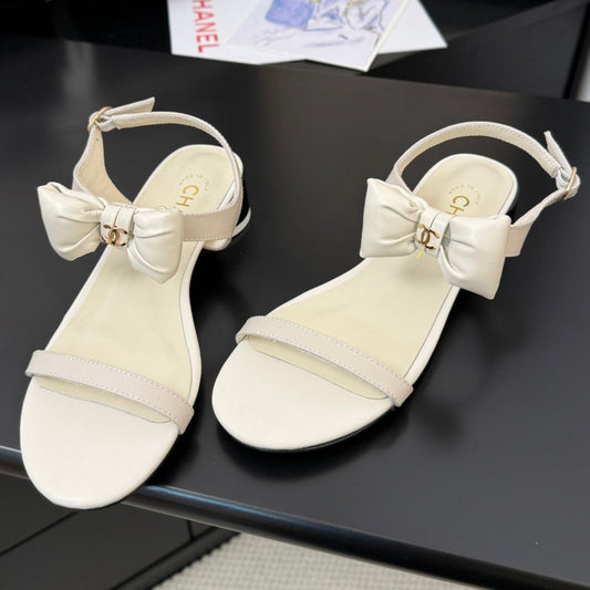 FLAT SANDALS 5 MM IN WHITE CREAM CALFSKIN